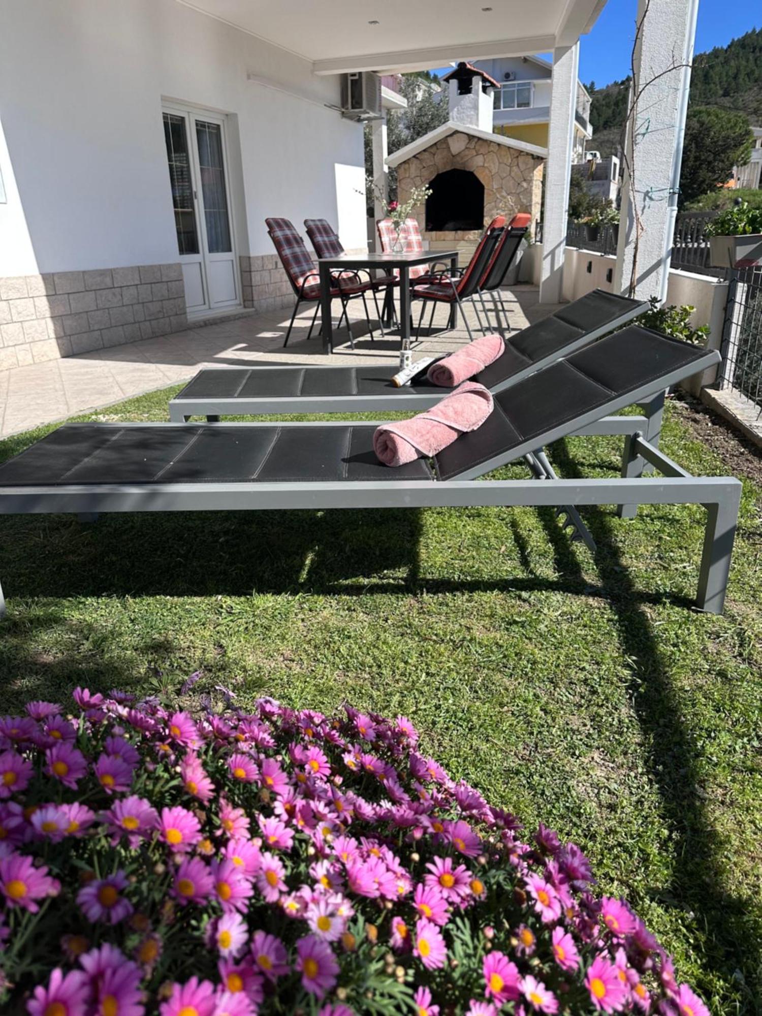 דוגי ראט Apartmani Bilic מראה חיצוני תמונה